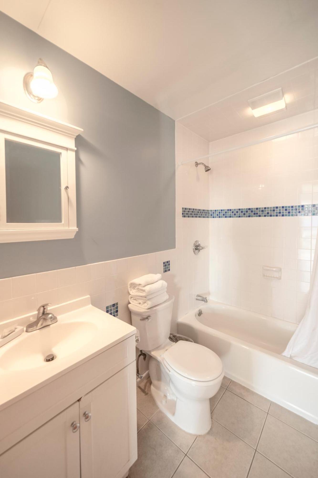 Oceanside 3* Montauk